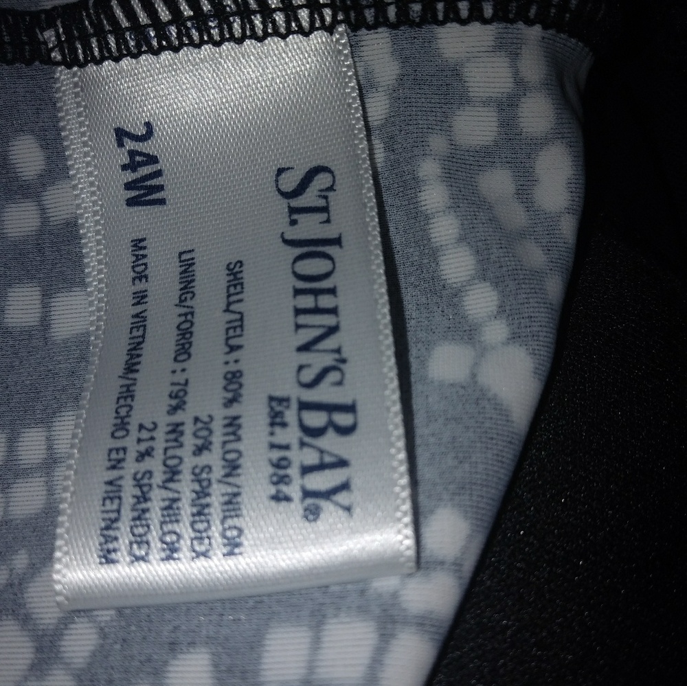 SJB 24W Black White Tankini Swim Top Plus - Picture 5 of 5